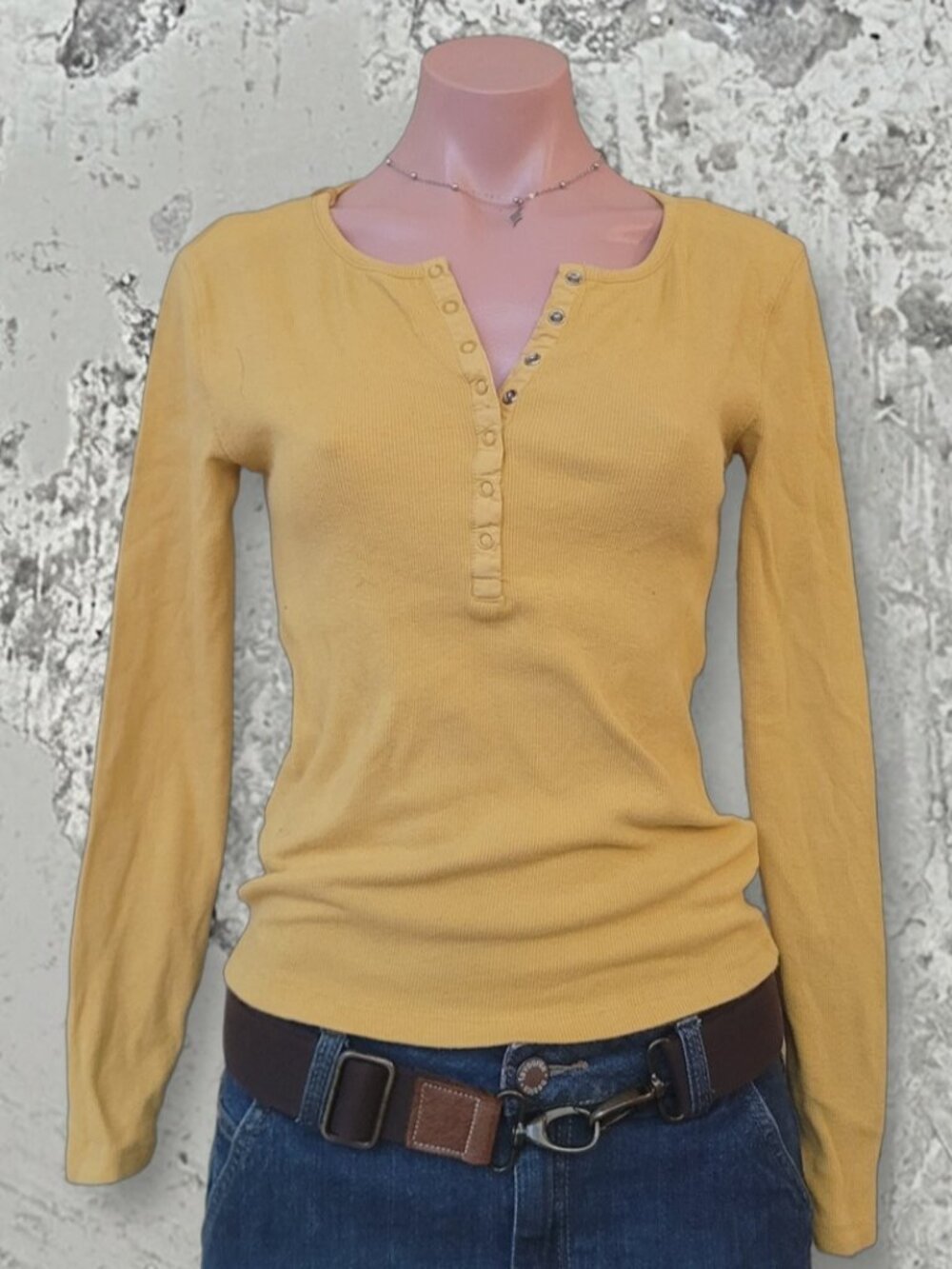 Basements Sun Yellow Buttoned Deep V-Neck Henley Long Sleeve (M)
